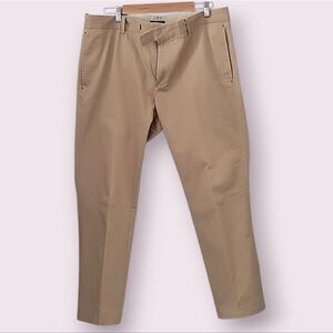 Victorinox Tan Chinos Travel Work Pants Mens Size 36 Waist | EUC
